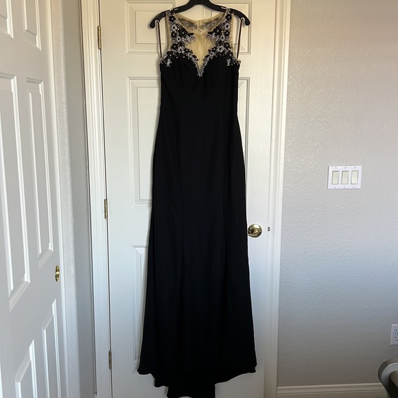 đź’›Camille La Vie gownđź’› - Picture 6 of 13